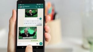 how to send a gif on whatsapp