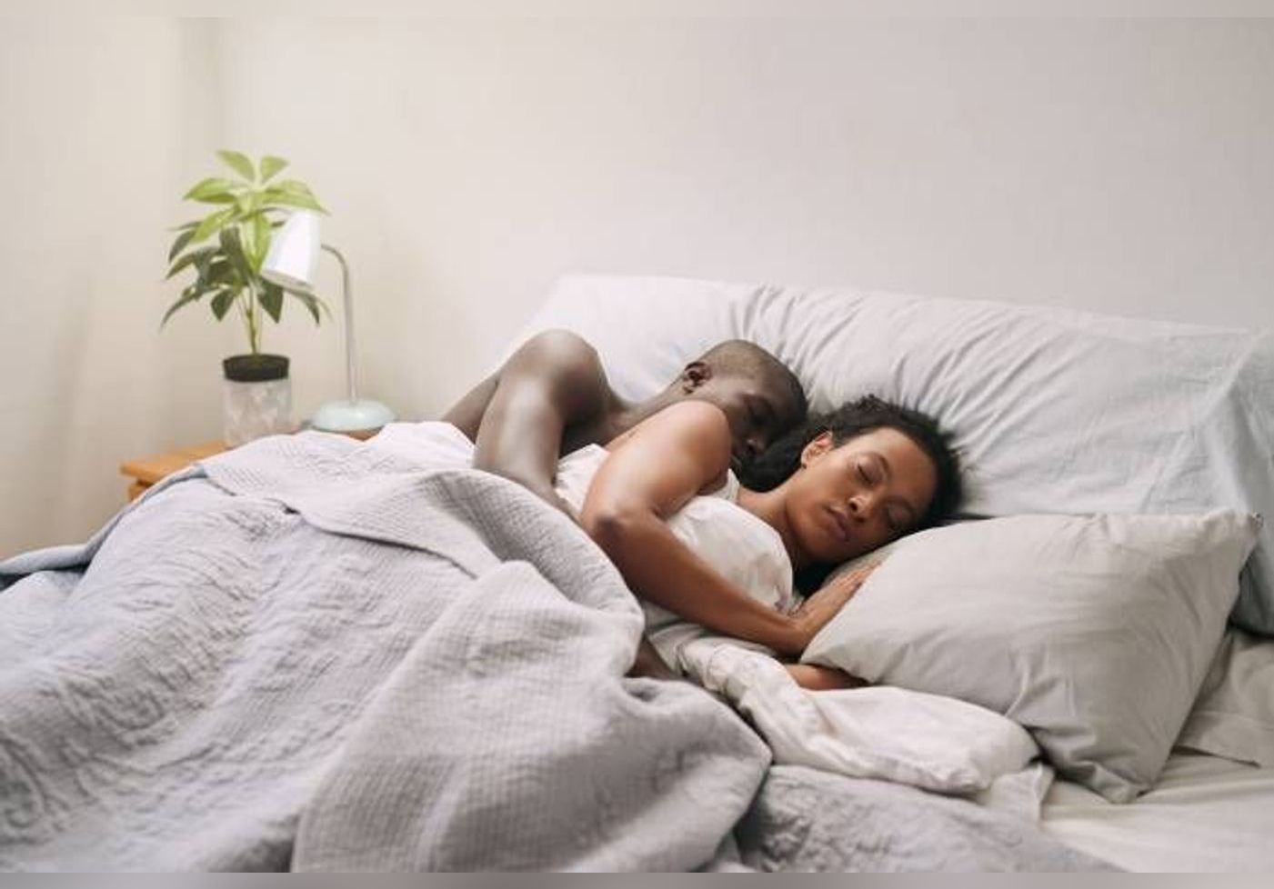spooned,-back-to-back,-intertwined…-what-your-way-of-sleeping-with-your-partner-says-about-your-relationship