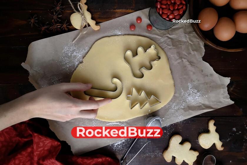 molds-and-cookie-cutters-to-spend-christmas-evenings-with-family-and-children