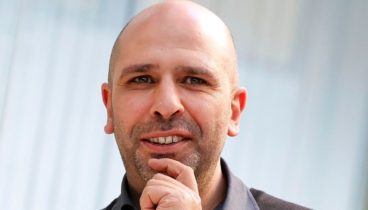 how-much-does-checco-zalone-earn:-the-assets-of-the-blockbuster-–-rb