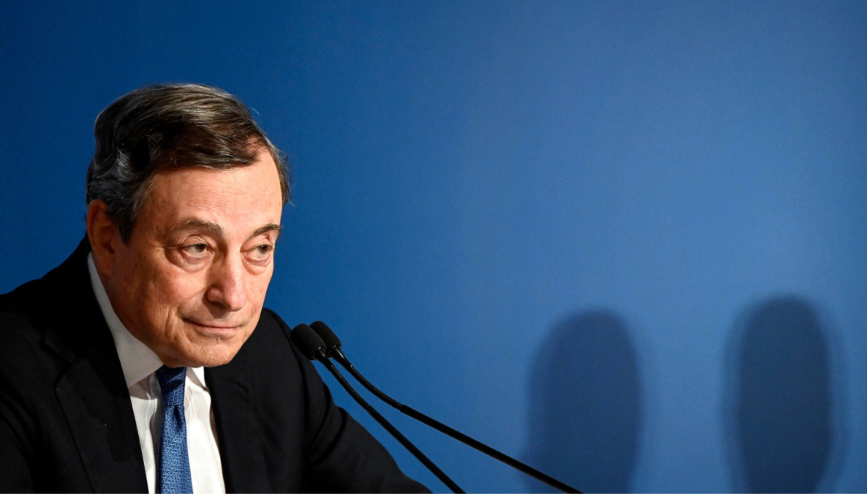 what-did-draghi-say-about-no-vax.-and-what-happens-to-the-school-–-rb