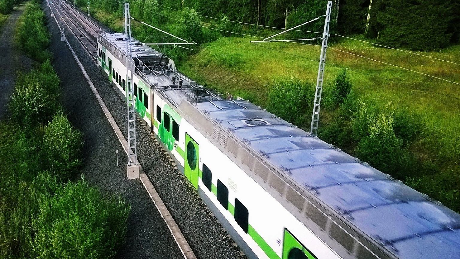 z28269829IERPociag Sm4 na linii kolejowej Kerava Lahti Finlan