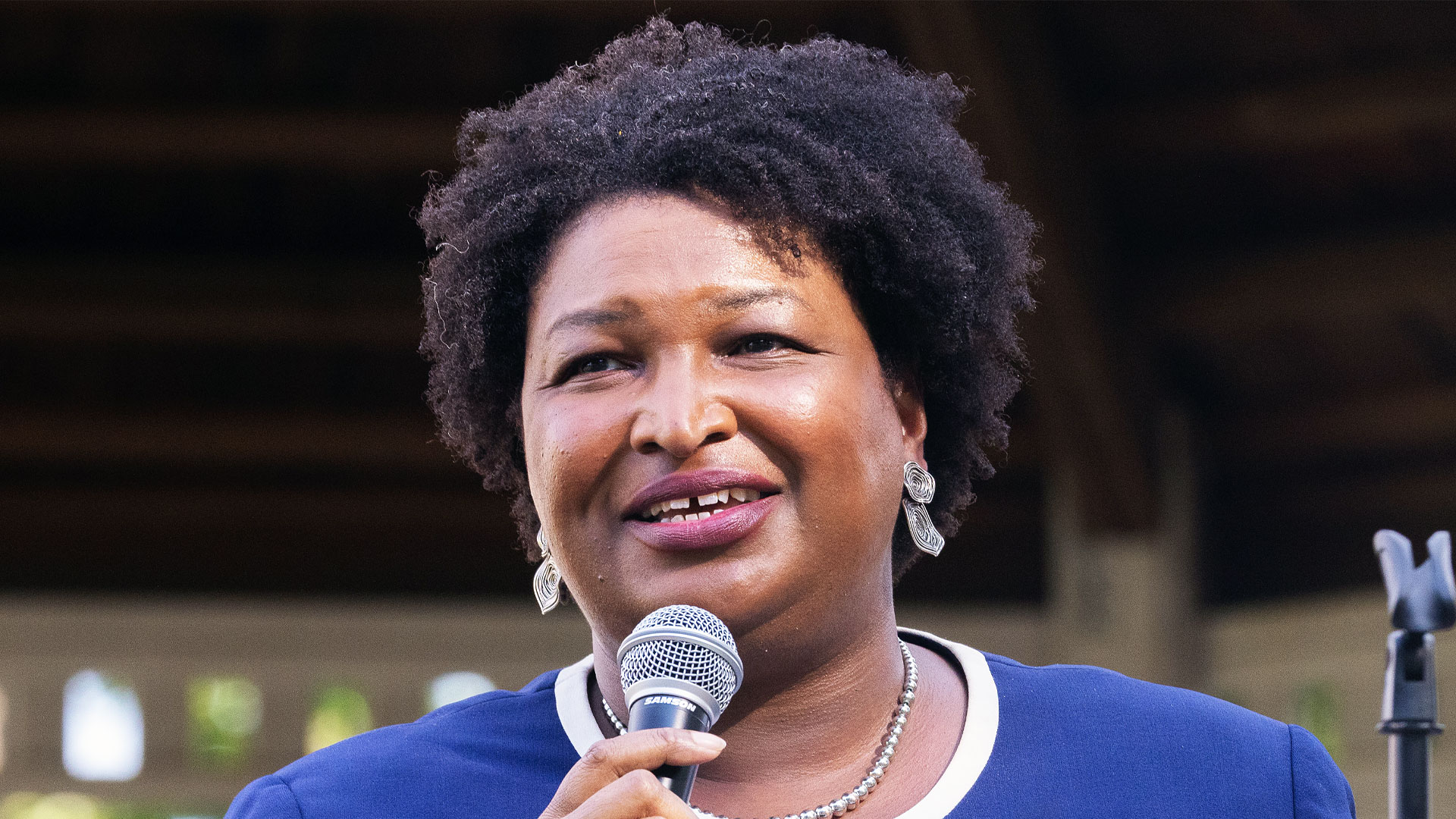 la Who is Stacey Abrams OFF PLAT