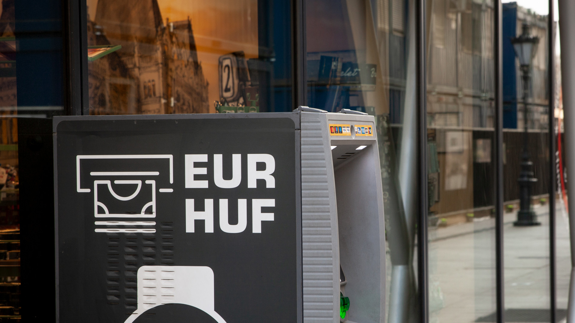 eurhuf euro forint 581562