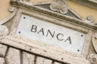 olasz bank 637117
